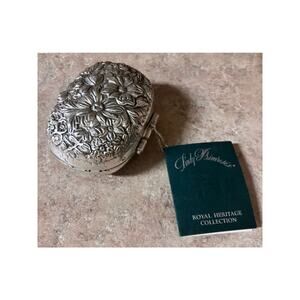 LADY PRIMROSE Royal Heritage‎ Collection SILVER PLATED CASE (No Soap)
